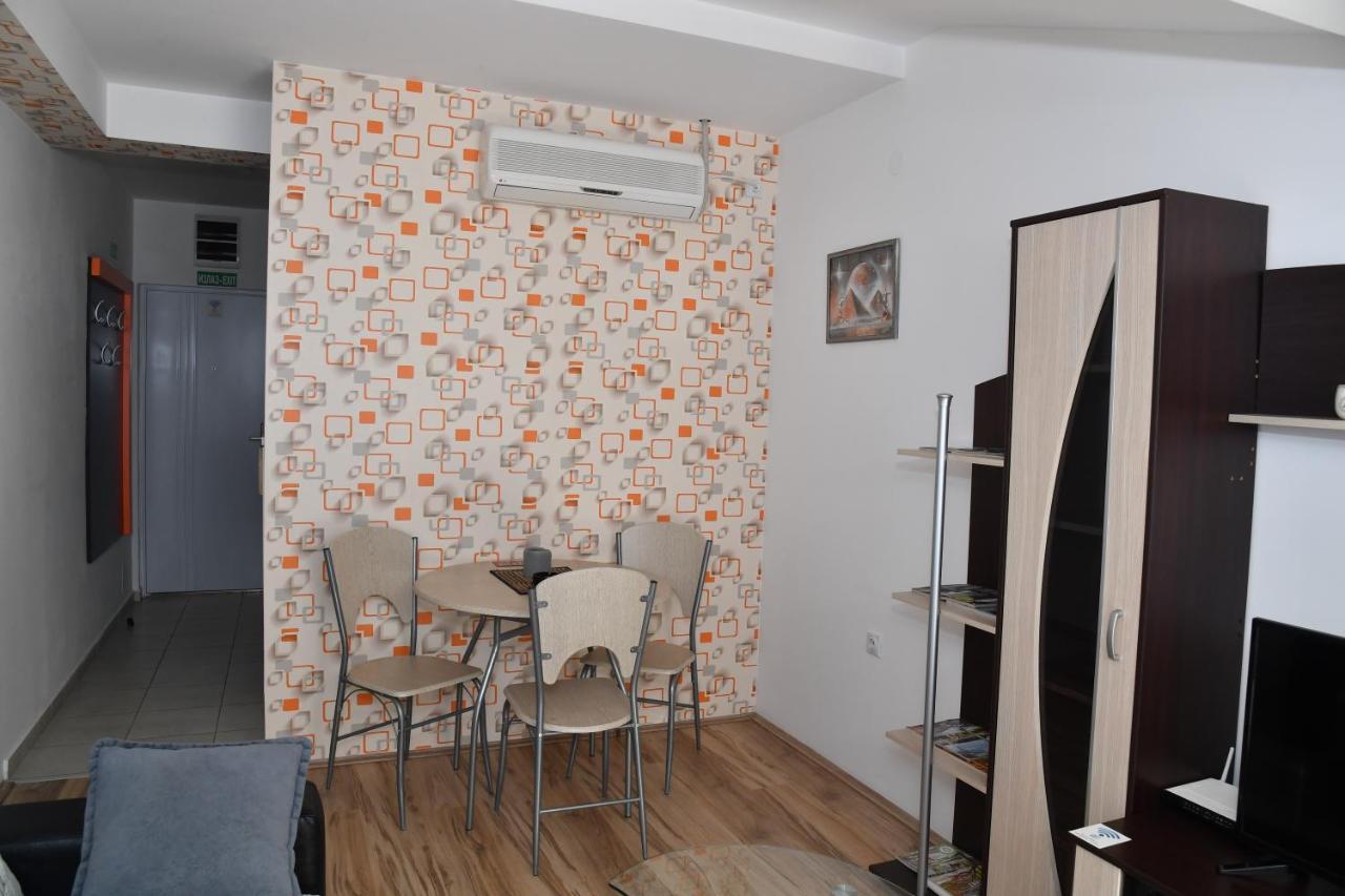 Appartamento Stan Na Dan Ni Esterno foto